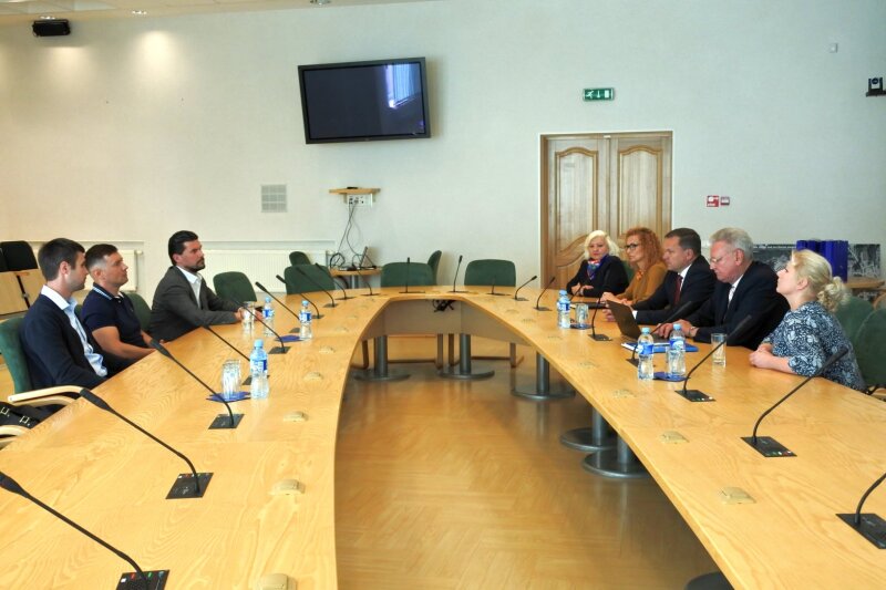 Visagine lankėsi medicinos centro ADELI atstovai