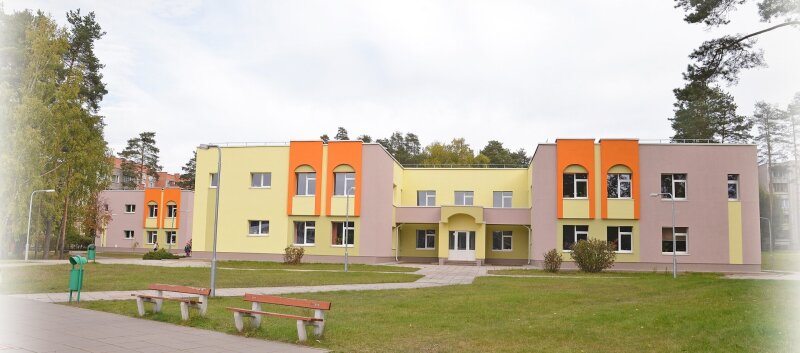 Visagino ,,Žiburio" pagrindinės mokyklos direktoriaus pareigas pradės eiti Asta Bauraitė