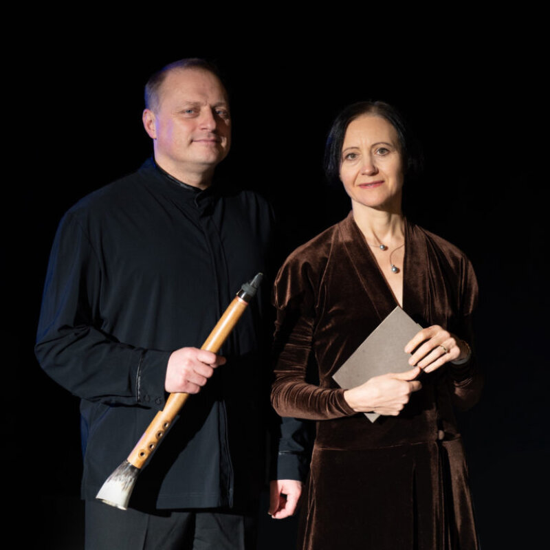 Kviečiame į Poezijos ir muzikos improvizacijų spektaklį „Tylos sodai“