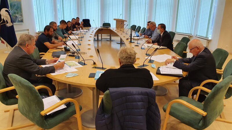 Pasitarimas dėl projekto „Šilumos tinklų modernizavimas Visagino mieste 2019–2020 m.“