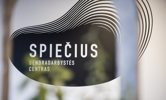 Pasirašytos sutartys su šešiomis savivaldybėmis dėl bendradarbystės centrų „Spiečius“ įkūrimo