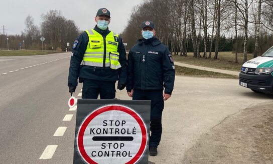 Šventinį savaitgalį vykdyti asmenų judėjimo kontrolę padėjo ir Utenos aps. VPK viršininkas