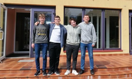 Finalinių šaškių varžybų rezultatai