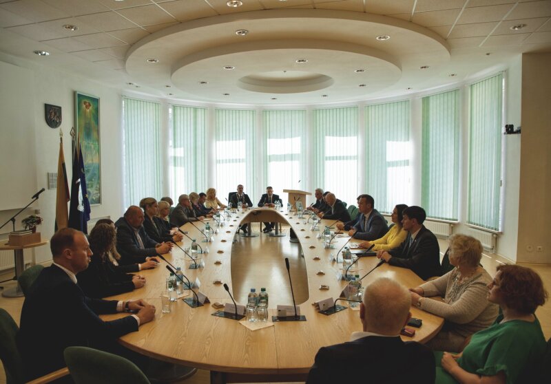 Šiuo metu vyksta Visagino savivaldybės tarybos posėdis