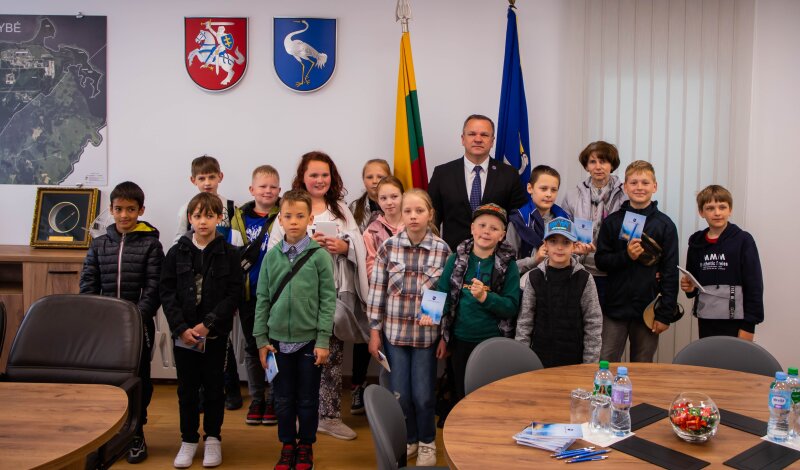 Moksleiviai lankėsi pas savivaldybės merą 