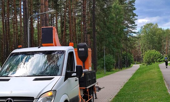 Visaginas gražinasi: aktyviai vykdomi gatvių apšvietimo modernizavimo darbai