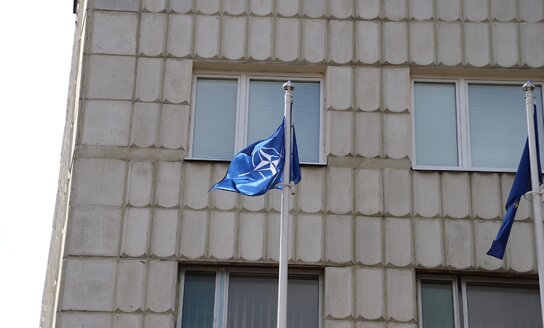 Iškilminga NATO vėliavos pakėlimo ceremonija Visagino savivaldybėje