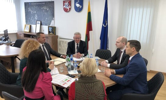 Visagine lankosi Švietimo, mokslo ir sporto ministras G. Jakštas