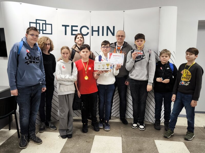 Visaginiečiai parodė išskirtinius robotų dizaino įgūdžius ir pelnė I-ąją vietą!