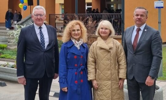 Visagino „Verdenės“ gimnazijoje iškilmingai pakelta Europos Sąjungos vėliava