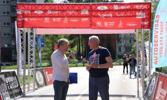 Visagine skambėjo  išskirtiniai variklių garsai