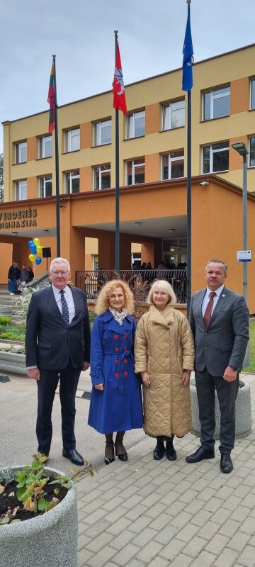 Visagino „Verdenės“ gimnazijoje iškilmingai pakelta Europos Sąjungos vėliava