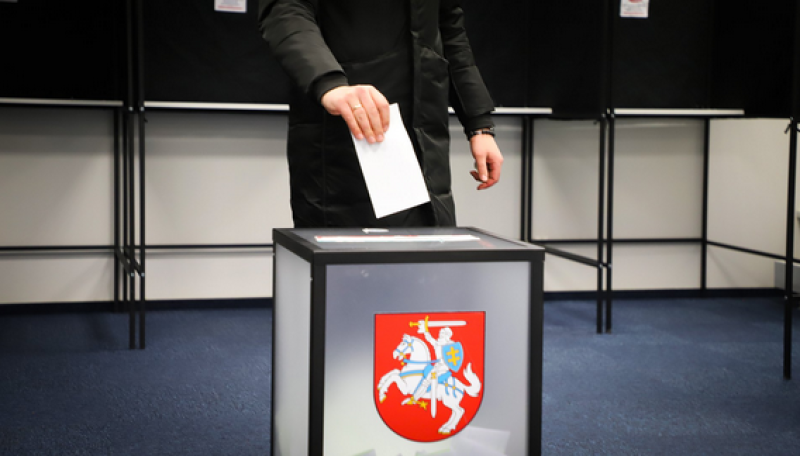 Antradienį prasideda tris dienas truksiantis balsavimas iš anksto Respublikos Prezidento rinkimų...