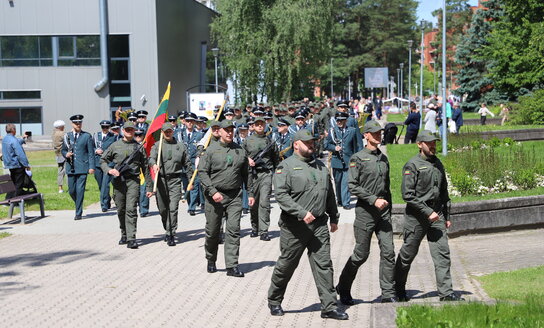 Pasieniečiai iškilmingai paminėjo profesinę šventę Visagino savivaldybėje