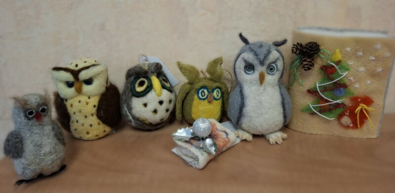 Visagino savivaldybės įstaigos prisijungė prie kalėdinių žaisliukų akcijos „Sparnuoti išminties,...