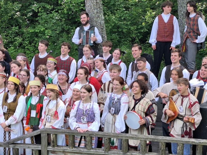 Rusų bendrijos „Sadko“ projektas „Etnokultūra – liaudies išminties šaltinis“ Visagine