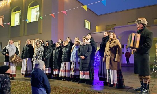 Įgyvendintas kultūros projektas „Kalėdiniai vakarai Visagino edukacijų centre 2025“