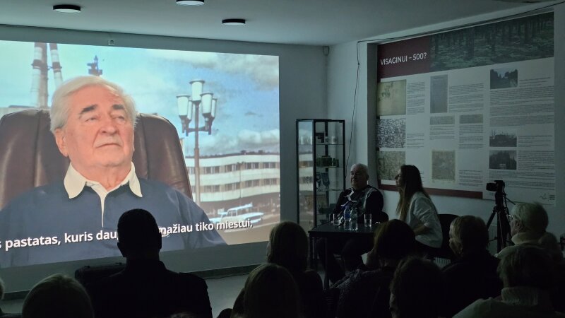 Įvyko susitikimas su buvusiu IAE vadovu V. Ševaldinu bei dokumentinio filmo peržiūra