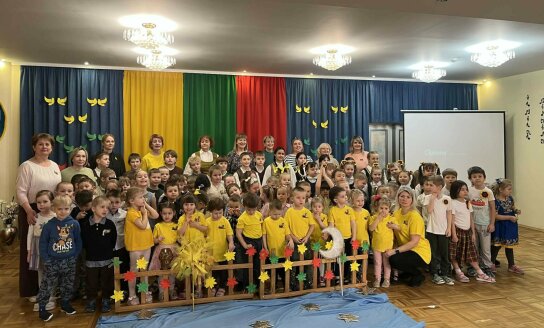 Visagine skambėjo vaikų muzikiniai sveikinimai Lietuvai