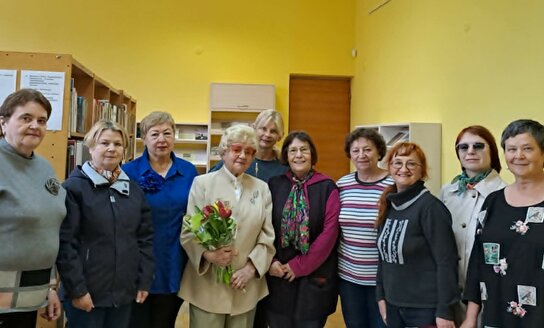 Visagino viešojoje bibliotekoje pristatyta Galinos Charbedijos paveikslų iš karoliukų paroda...