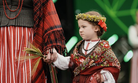 Išauskime savo tapatybę: skelbiamas lietuvių tautinio kostiumo konkursas